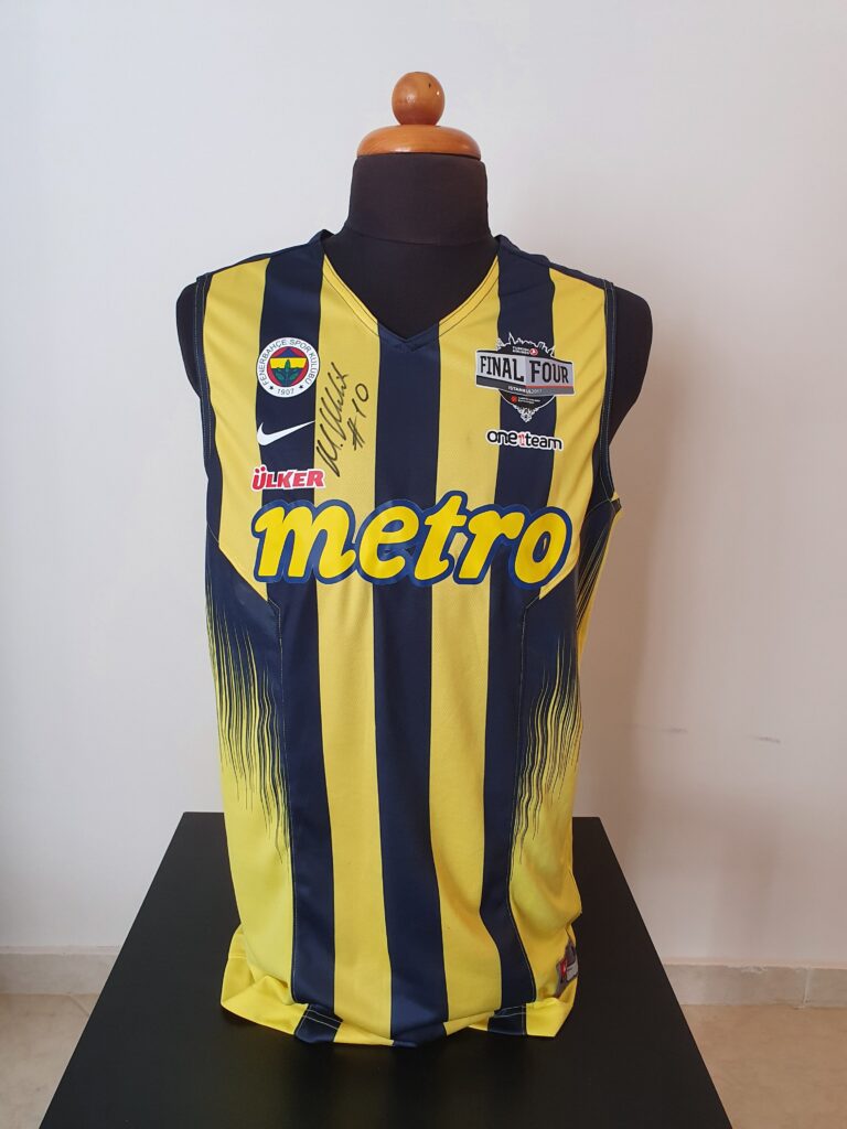 FenerbahceB1617_1