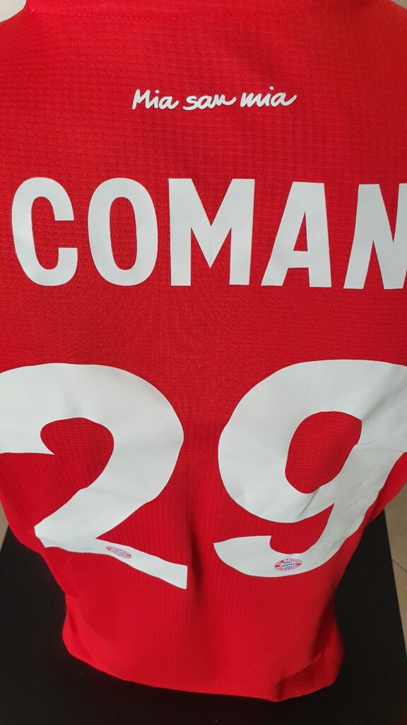 BayernM1920RedFinalCL_7