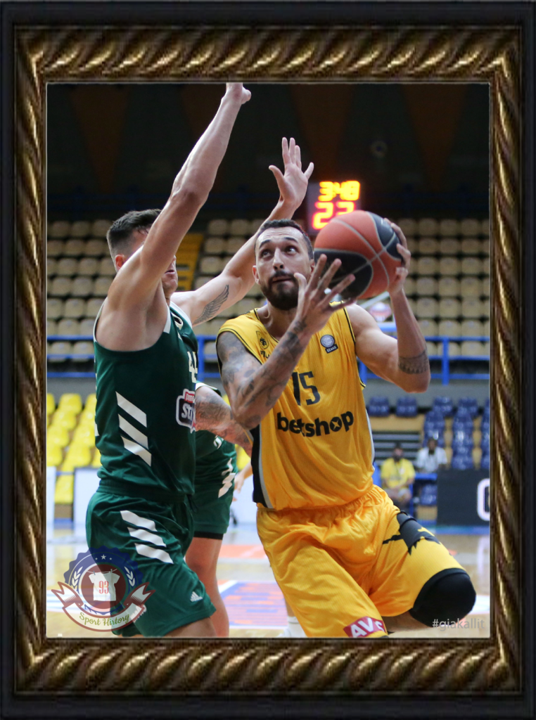 AEK_BC1920_H_BL_memories5